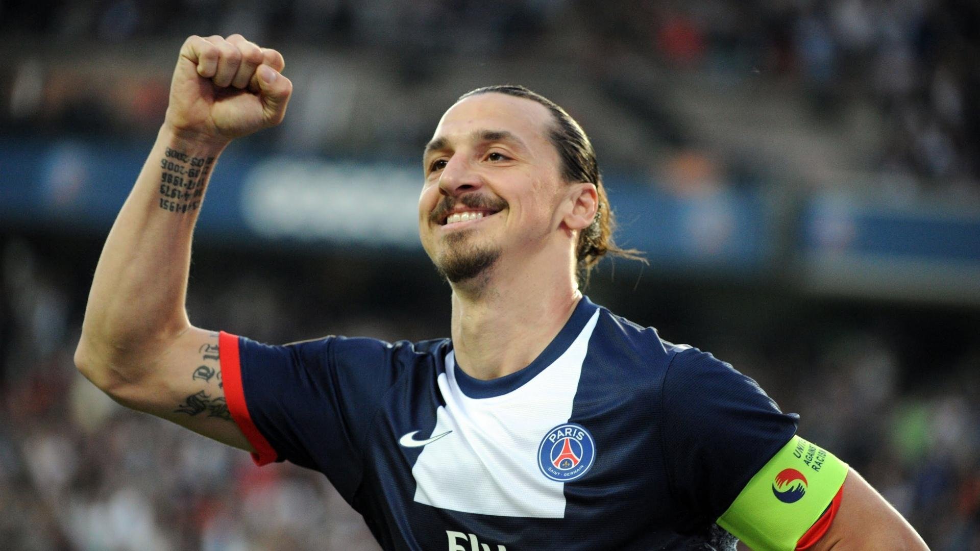 曼联2-1战胜曼城，捧起2024年足总杯，曼联2_1